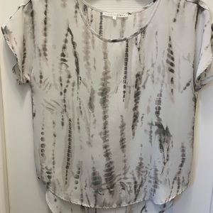 Transitional top